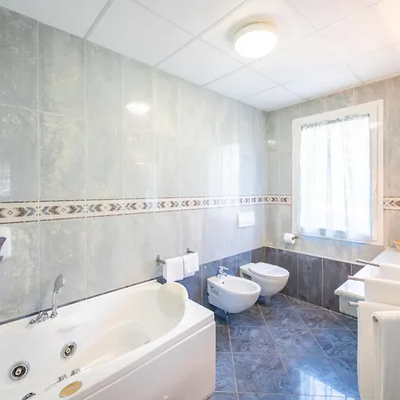 La Rosa-3 By Interhome