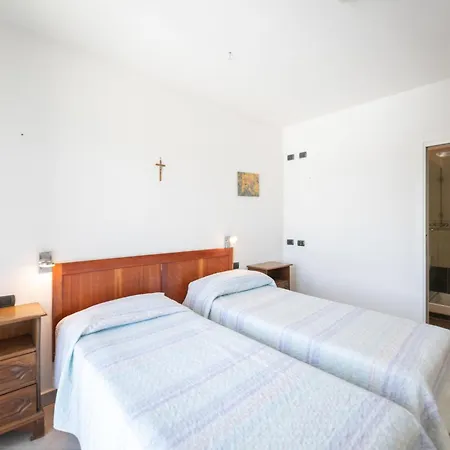 La Rosa-3 By Interhome