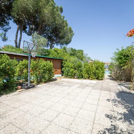 Villa La Rosa-3 By Interhome